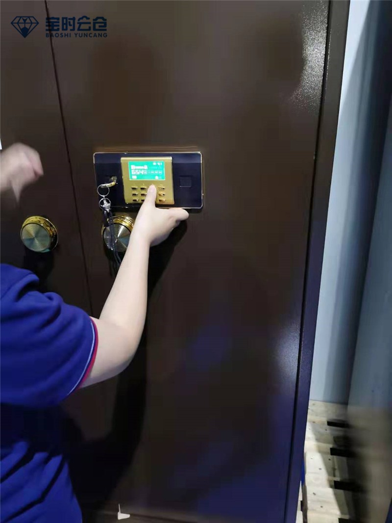 Jewelry storage.jpg